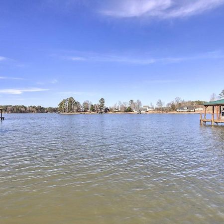 Lakefront Sparta Cottage With Decks And Boat Dock エクステリア 写真