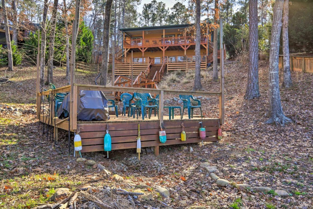 Lakefront Sparta Cottage With Decks And Boat Dock エクステリア 写真