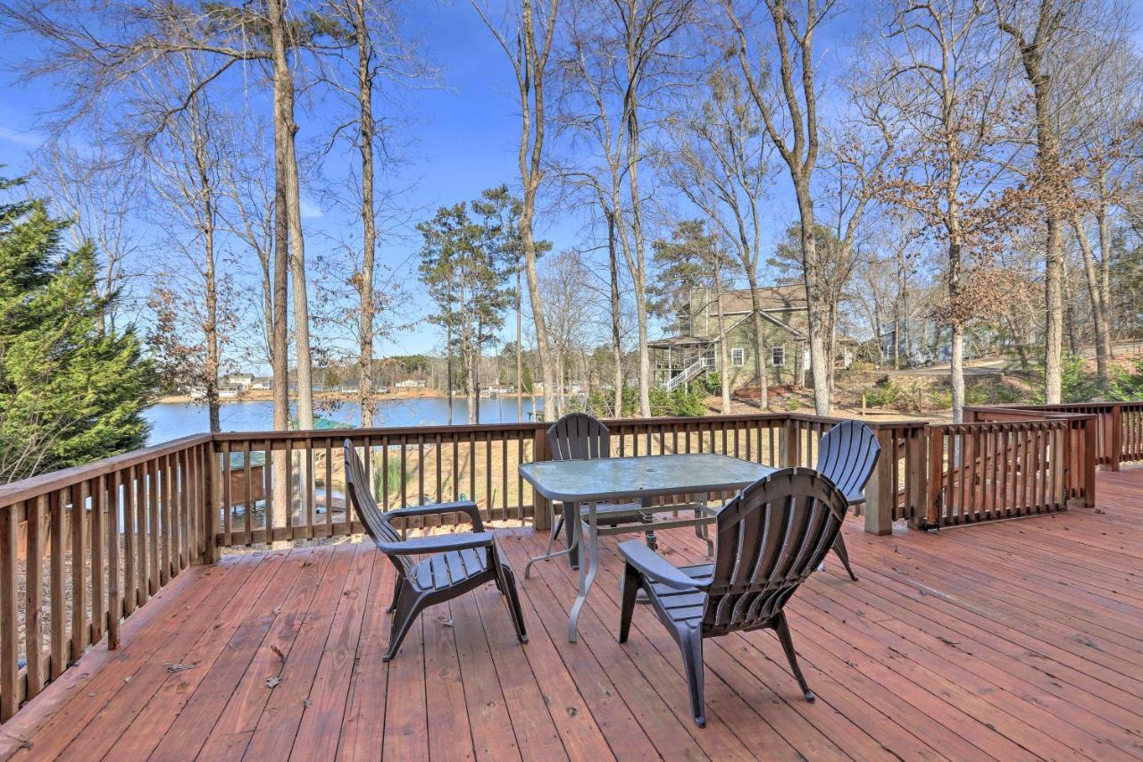 Lakefront Sparta Cottage With Decks And Boat Dock エクステリア 写真